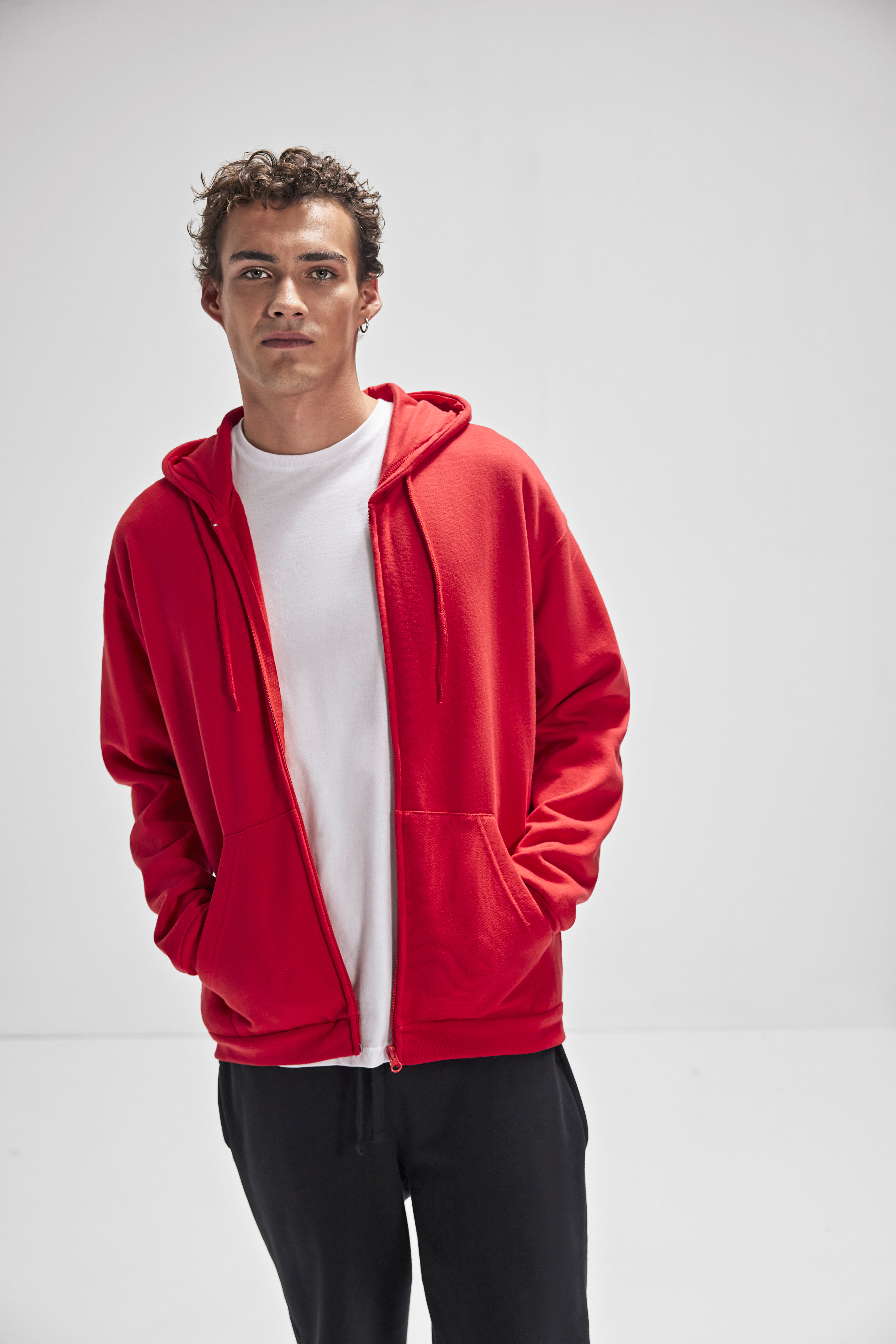 ID.224 Zip Hood - B&C