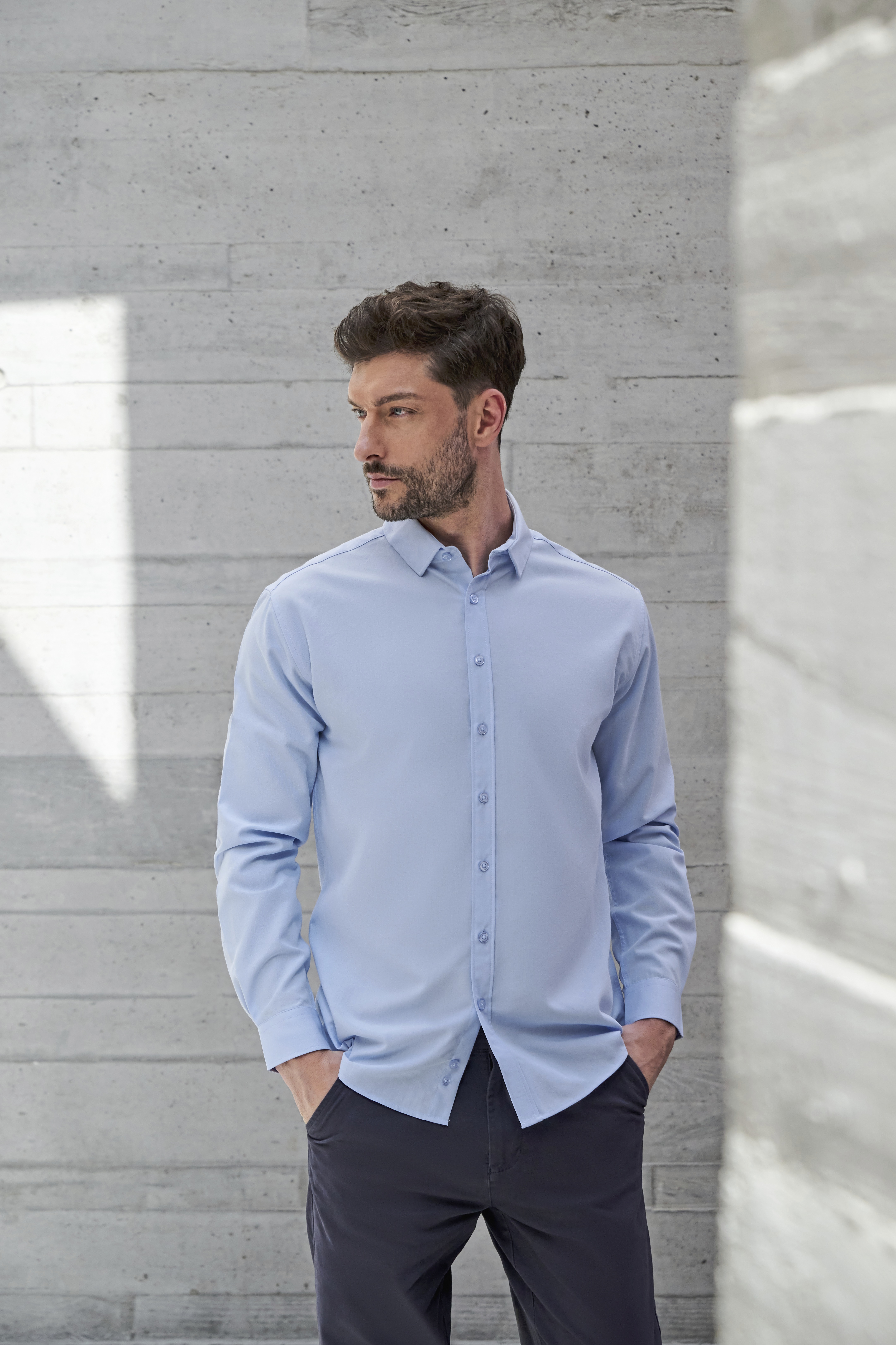 Men´s Long Sleeved ´Cotton Feel´ Coolplus® Shirt - Henbury