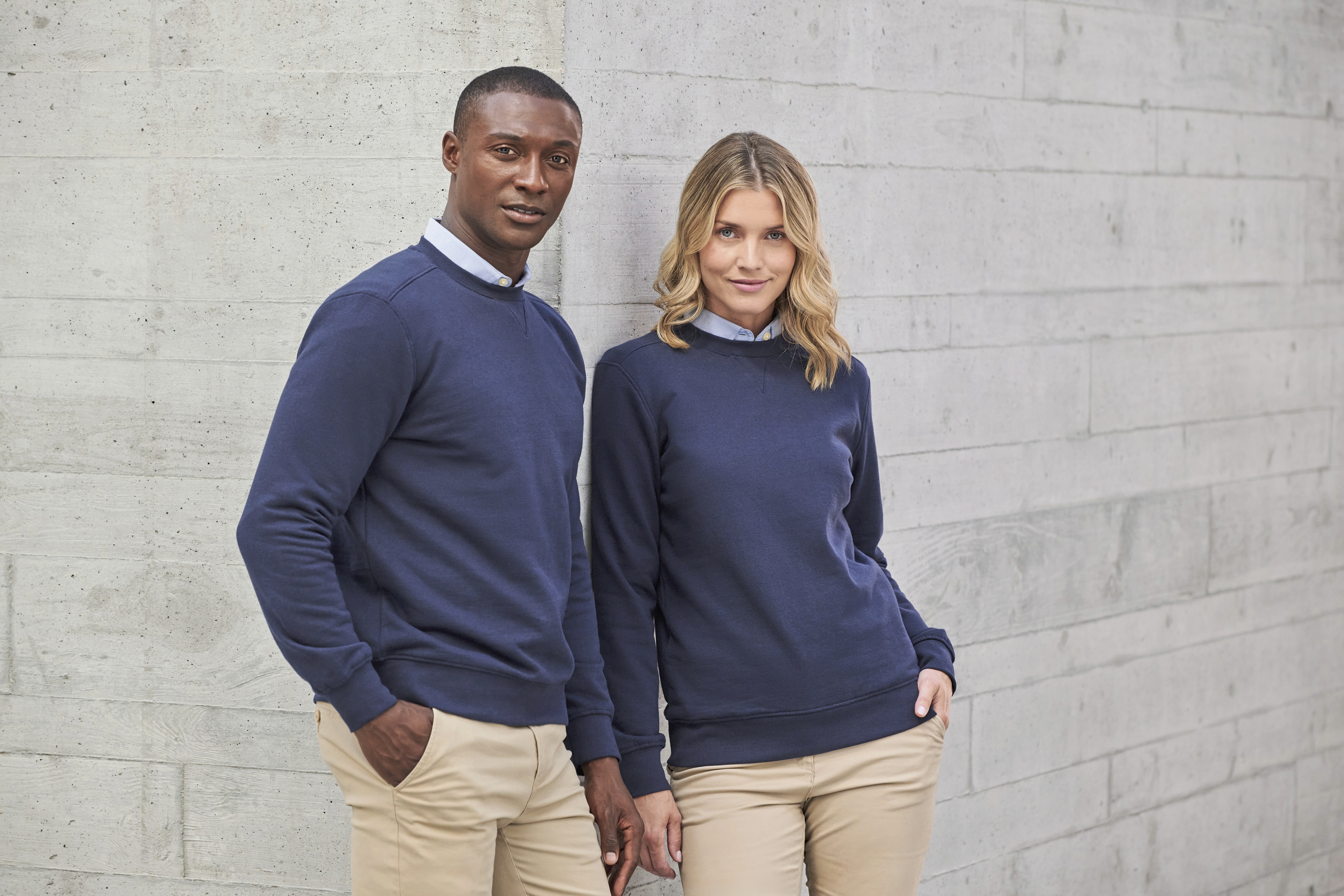 Henbury Unisex Sustainable Sweatshirt