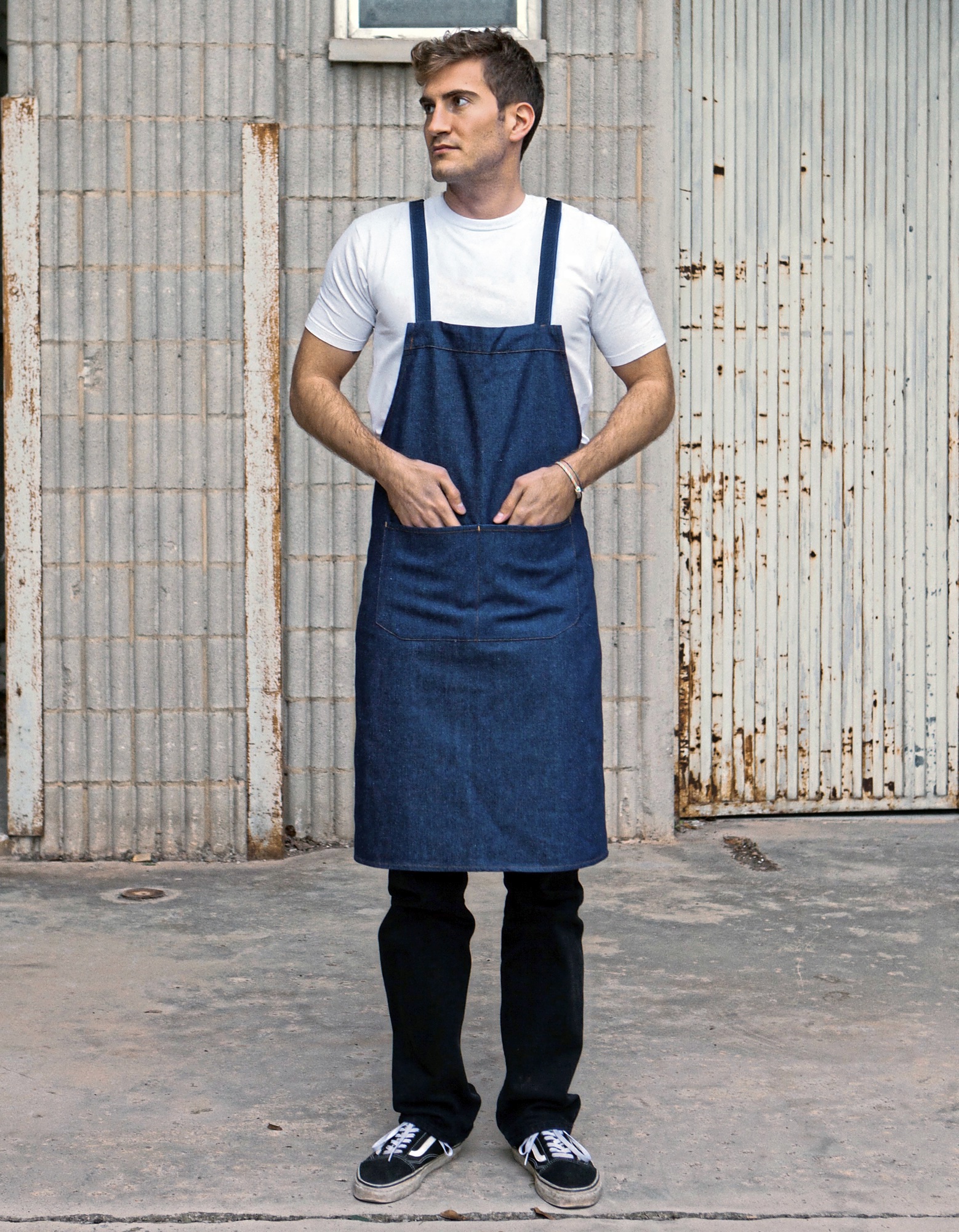 Hobby apron with cross bands and pocket - Link Kitchen Wear