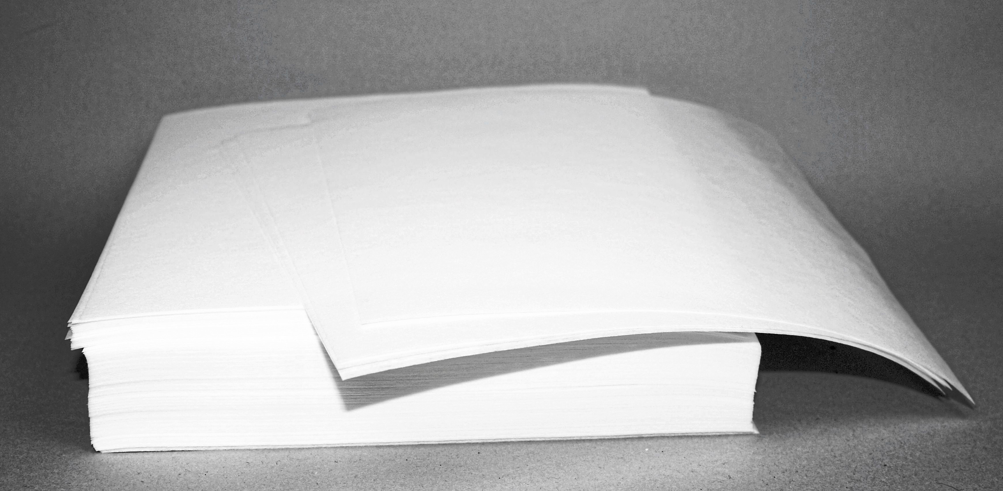 Madeira E-Zee Squares Embroidery Backing (250 pcs)