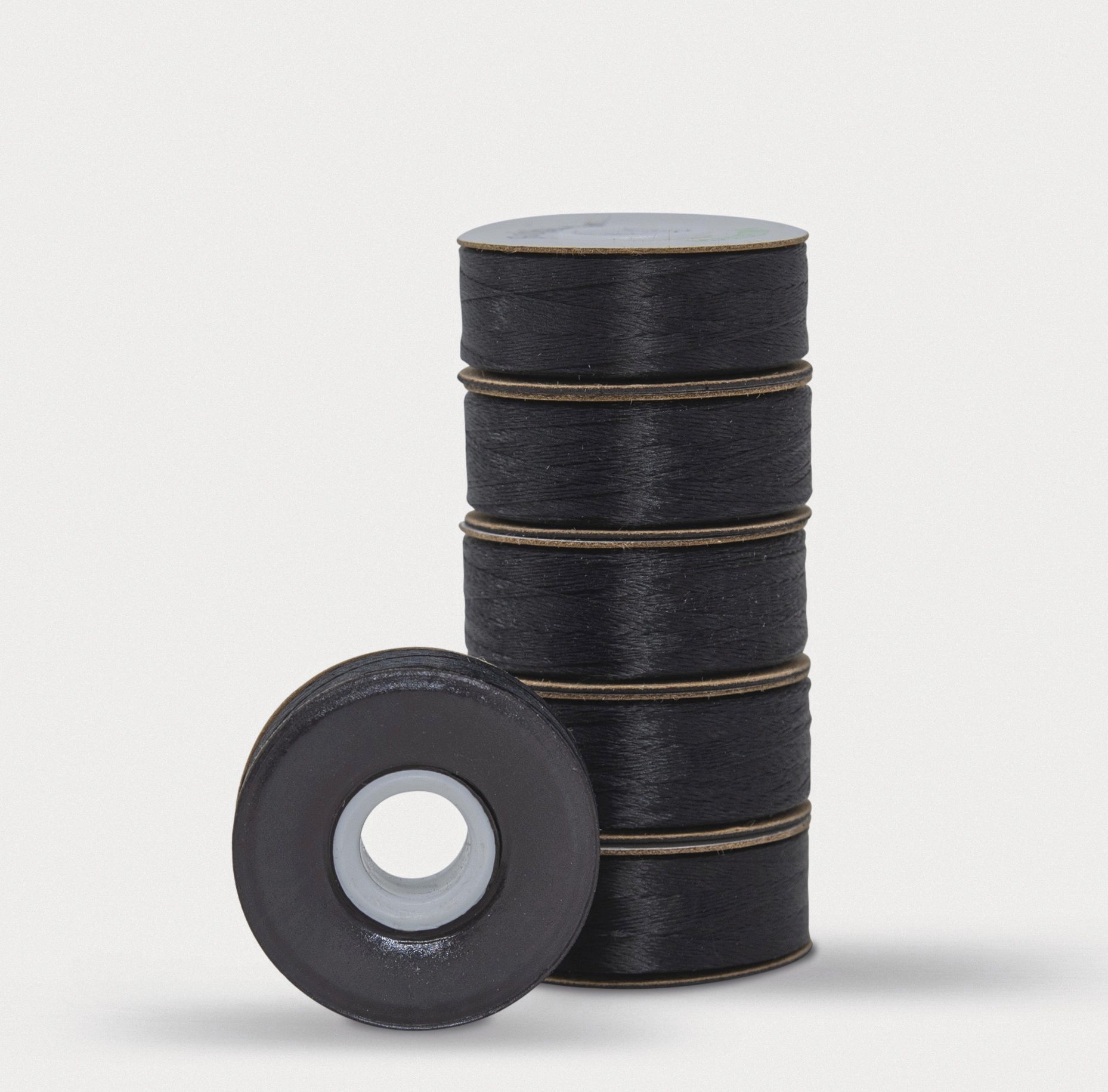 Magnetic Sided Bobbins (144 pcs) - Madeira