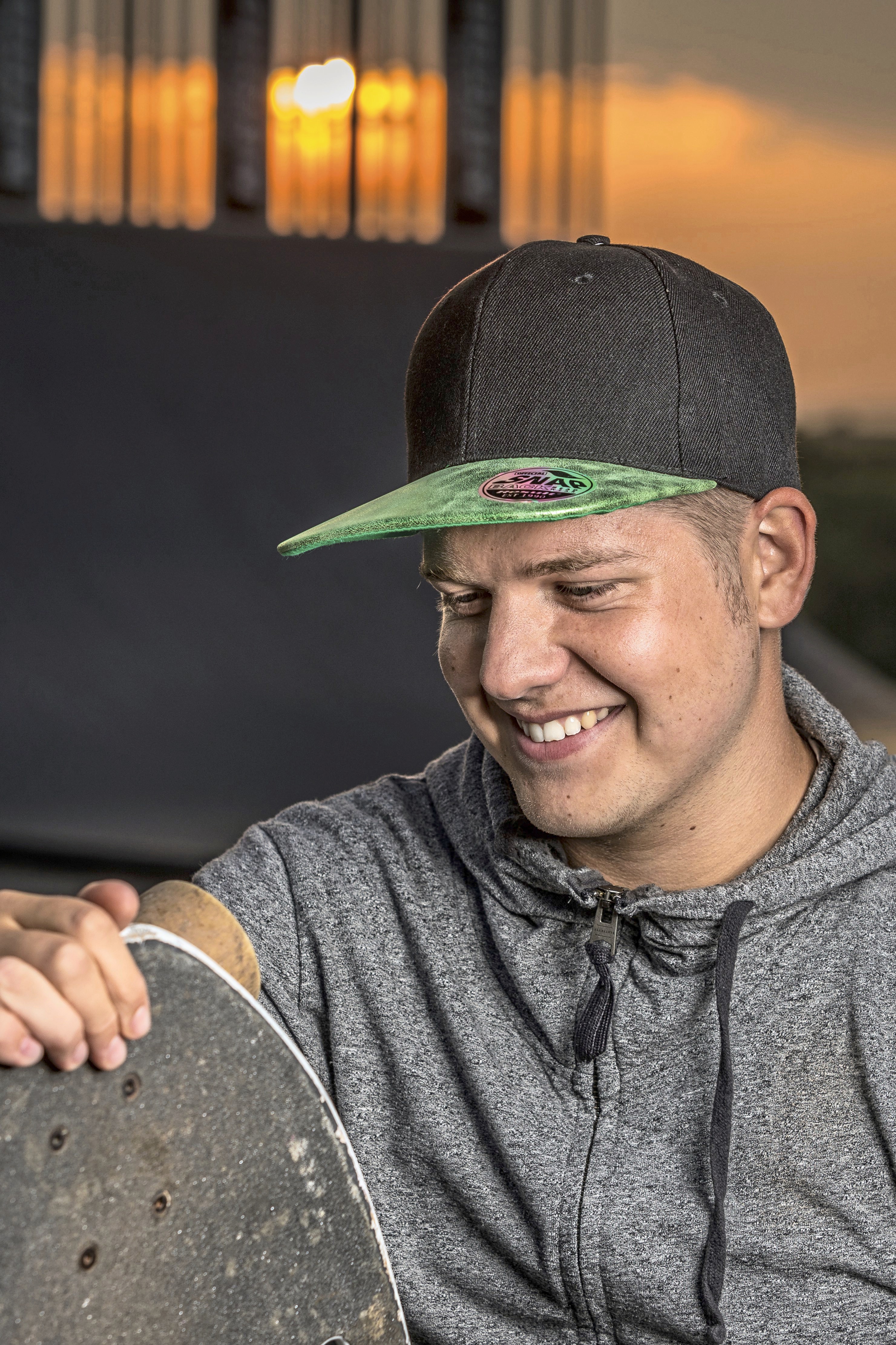 Bronx Flat Glitter Peak Snapback Cap - Result Headwear