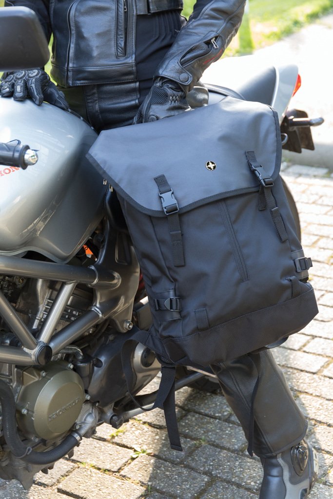 17” outdoorový batoh Swiss Peak - Swiss Peak